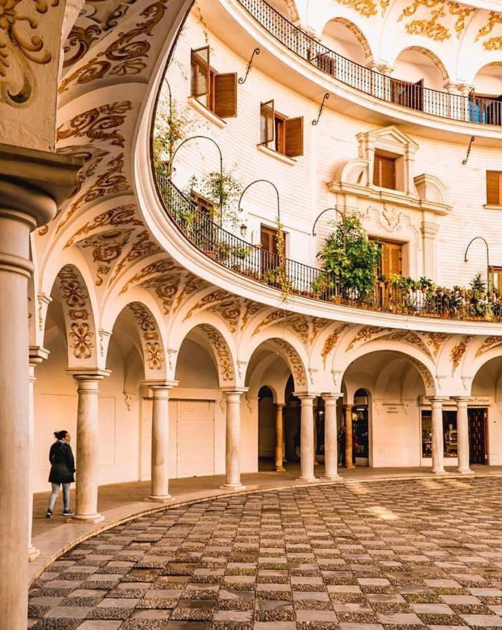 Budget And Cute Rooms With Balcony Sevilla Center Exterior foto